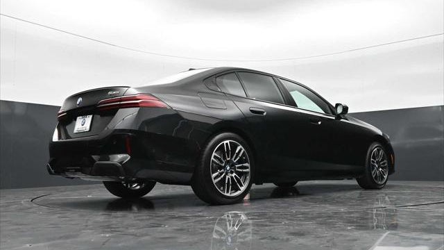 2026 BMW 5 Series 530i