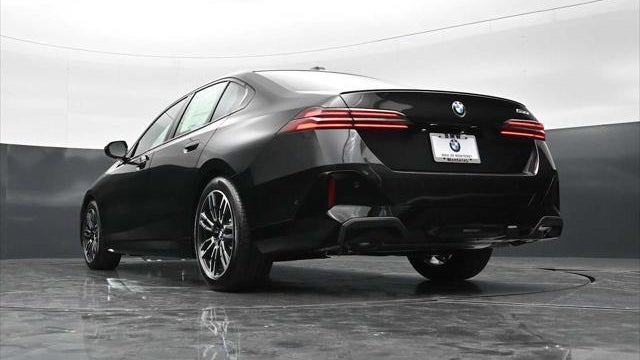 2026 BMW 5 Series 530i