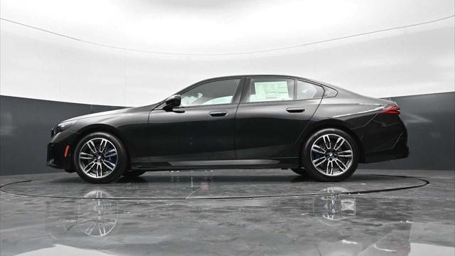 2026 BMW 5 Series 530i