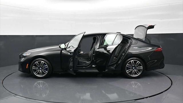2026 BMW 5 Series 530i