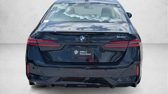 2026 BMW 5 Series 530i