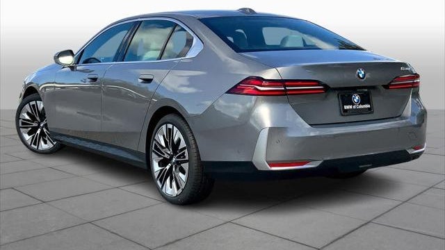 2026 BMW 5 Series 530i