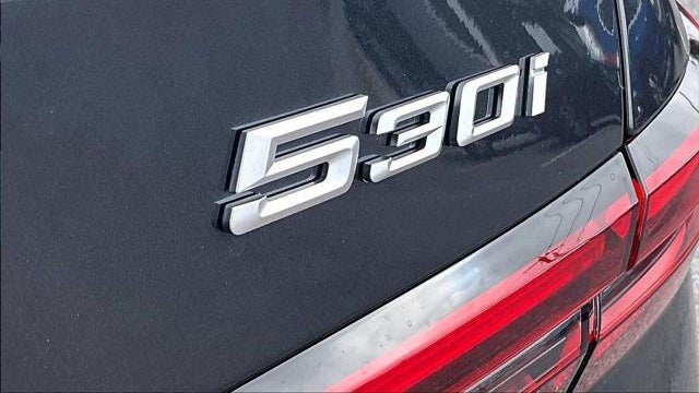 2026 BMW 5 Series 530i