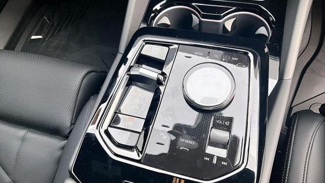 2026 BMW 5 Series 530i