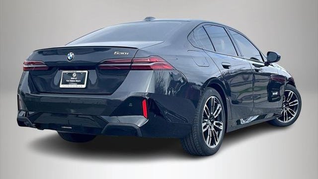 2026 BMW 5 Series 530i