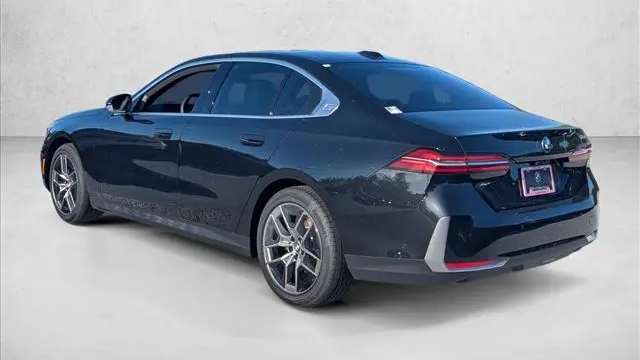 2026 BMW 5 Series 530i