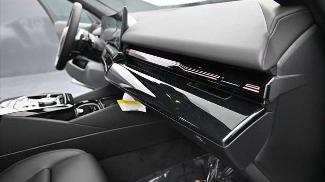 2026 BMW 5 Series 530i