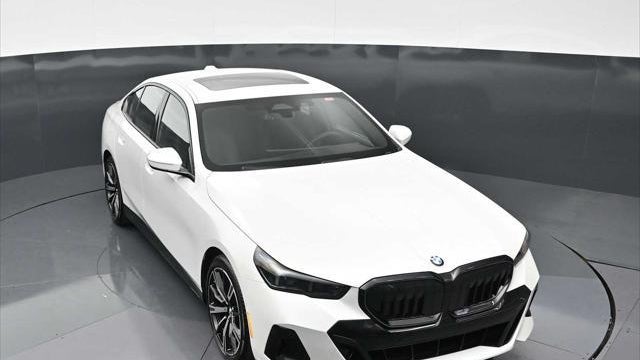 2026 BMW 5 Series 530i