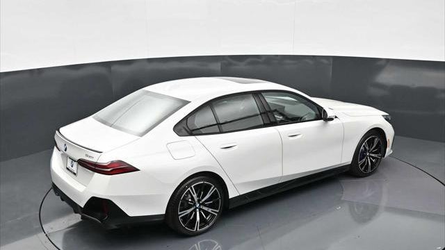 2026 BMW 5 Series 530i