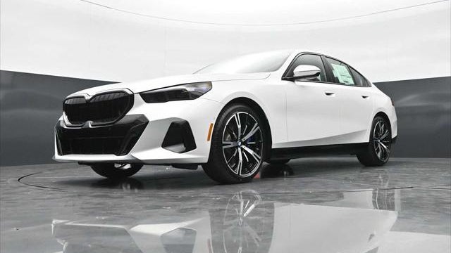 2026 BMW 5 Series 530i