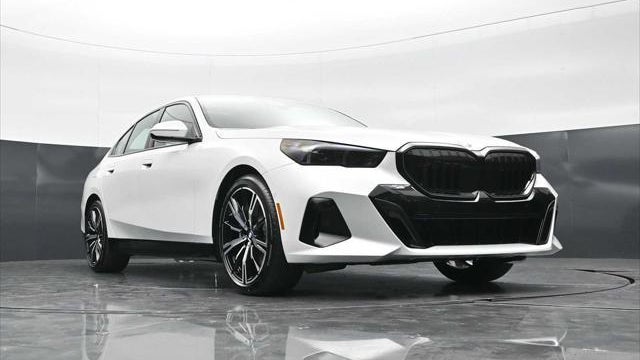 2026 BMW 5 Series 530i