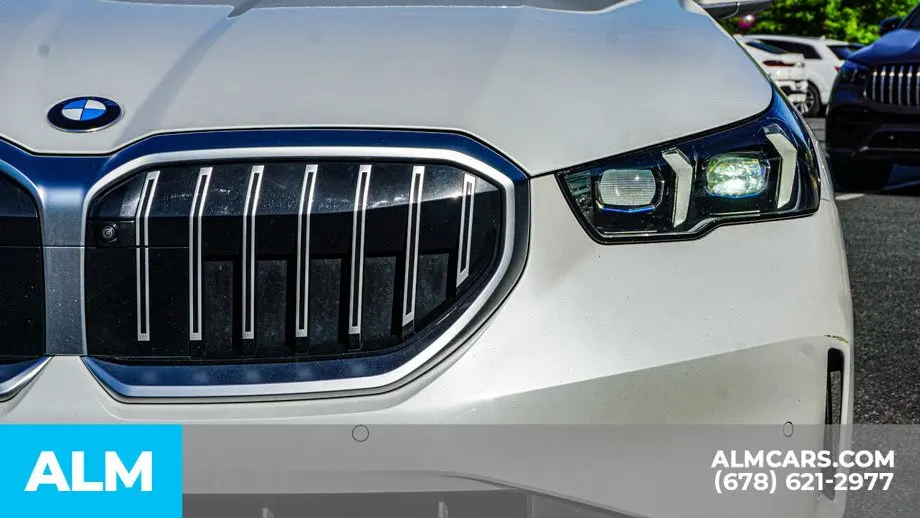 2025 BMW 5 Series 530i