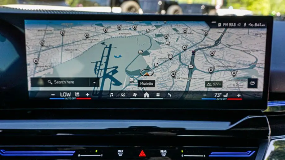 2025 BMW 5 Series 530i
