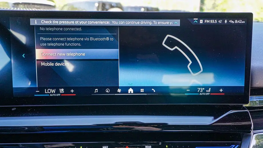 2025 BMW 5 Series 530i