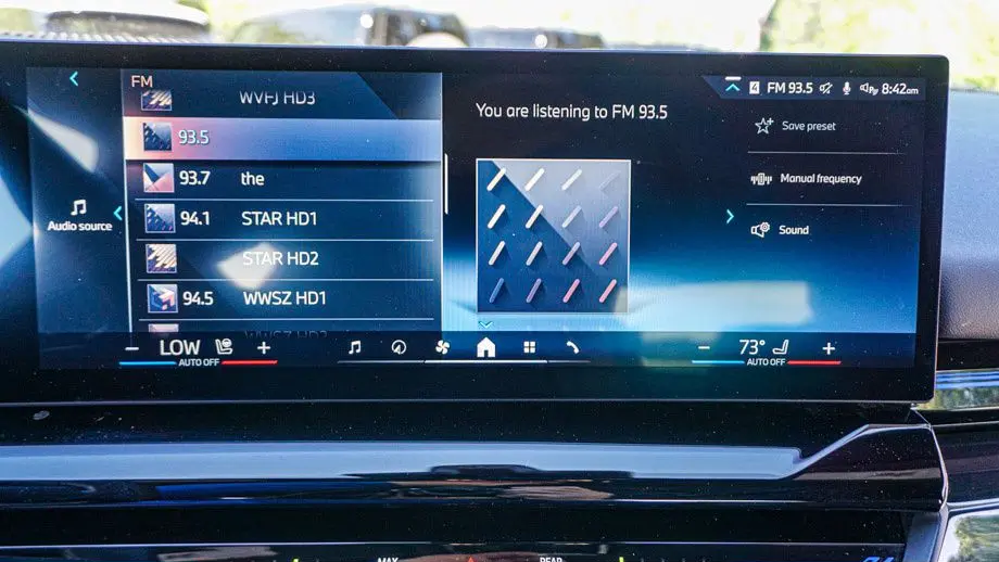 2025 BMW 5 Series 530i