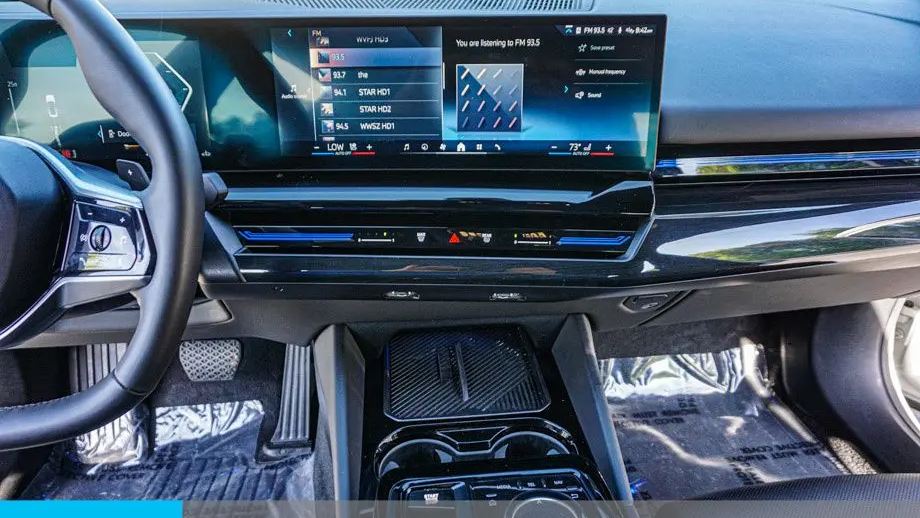 2025 BMW 5 Series 530i