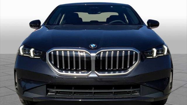 2026 BMW 5 Series 530i