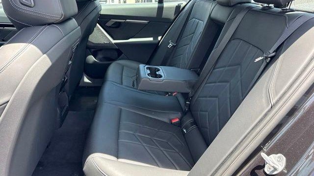 2026 BMW 5 Series 530i