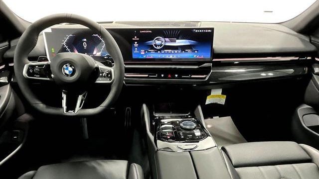 2026 BMW 5 Series 530i