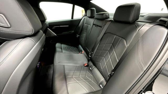 2026 BMW 5 Series 530i