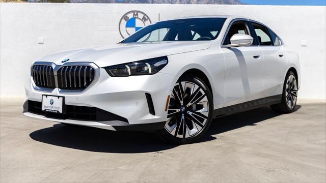 2026 BMW 5 Series 530i