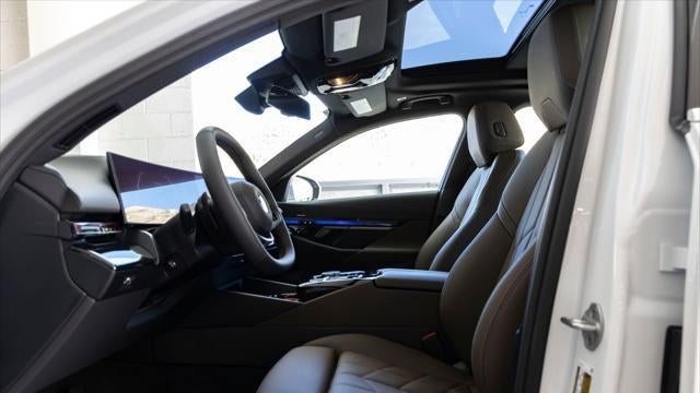 2026 BMW 5 Series 530i
