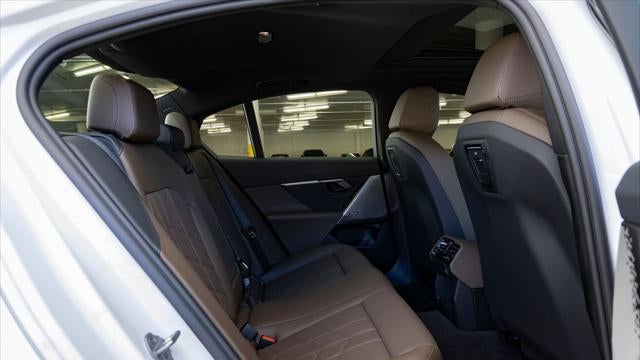 2026 BMW 5 Series 530i