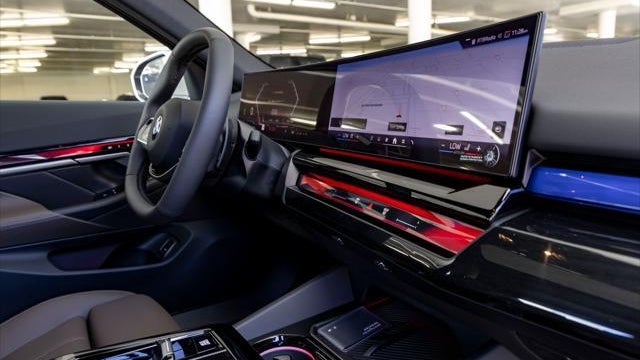 2026 BMW 5 Series 530i