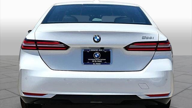 2027 BMW 5 Series 530i