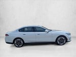 2024 5 Series Thumbnail 4