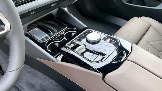 2026 BMW 5 Series 530i