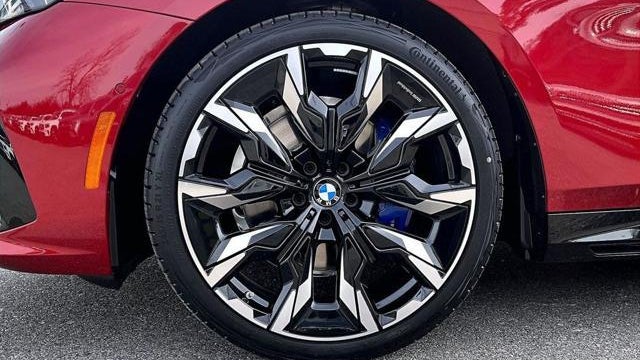 2026 BMW 5 Series 530i