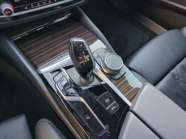 2021 BMW 530i - $24,905