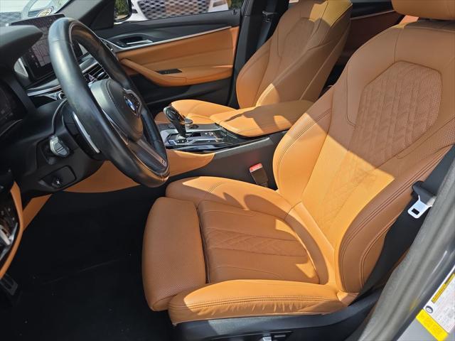 2023 BMW 530i - $32,800