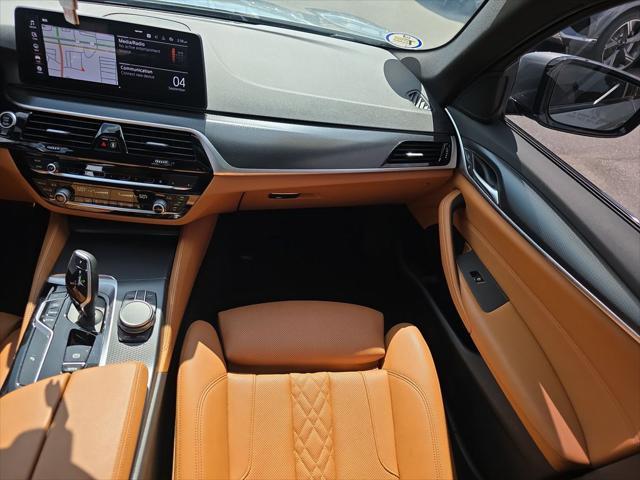2023 BMW 530i - $32,800