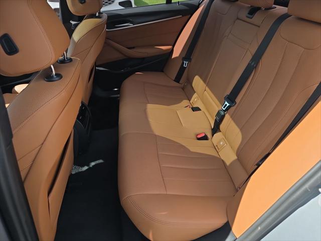 2023 BMW 530i - $32,800