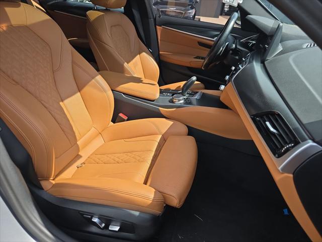 2023 BMW 530i - $32,800