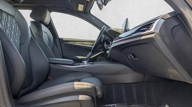 2023 BMW 5 Series 530i
