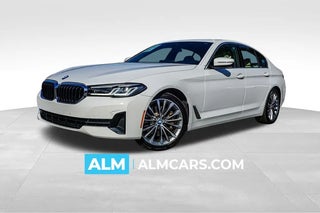 2022 BMW 5 Series with Alpine White Exterior