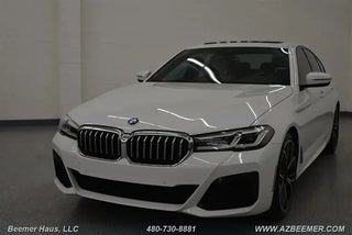 2022 BMW 5 Series with Alpine White Exterior