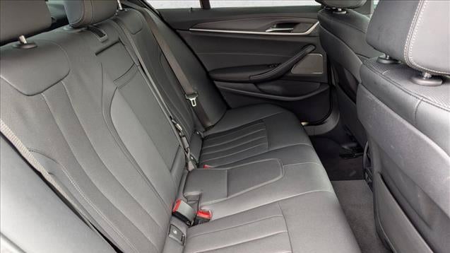 2023 BMW 5 Series 530i