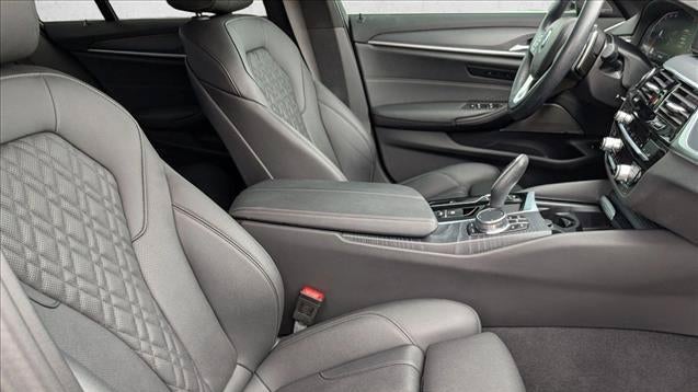 2023 BMW 5 Series 530i