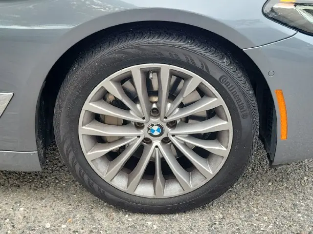 2021 BMW 530i - $22,087