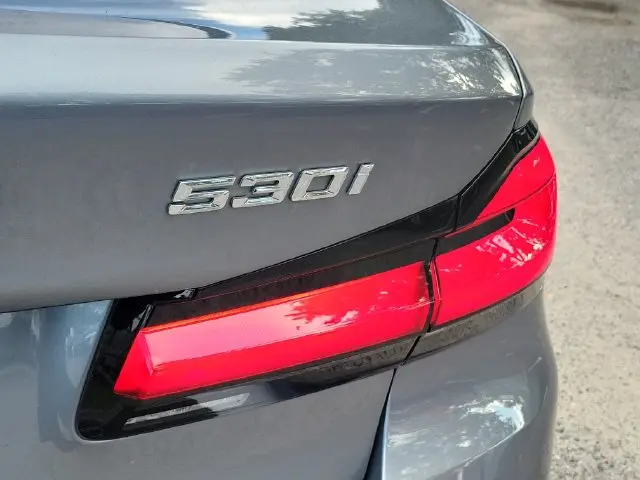 2021 BMW 530i - $22,087