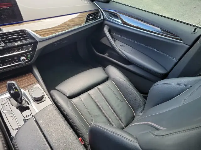 2021 BMW 530i - $22,087