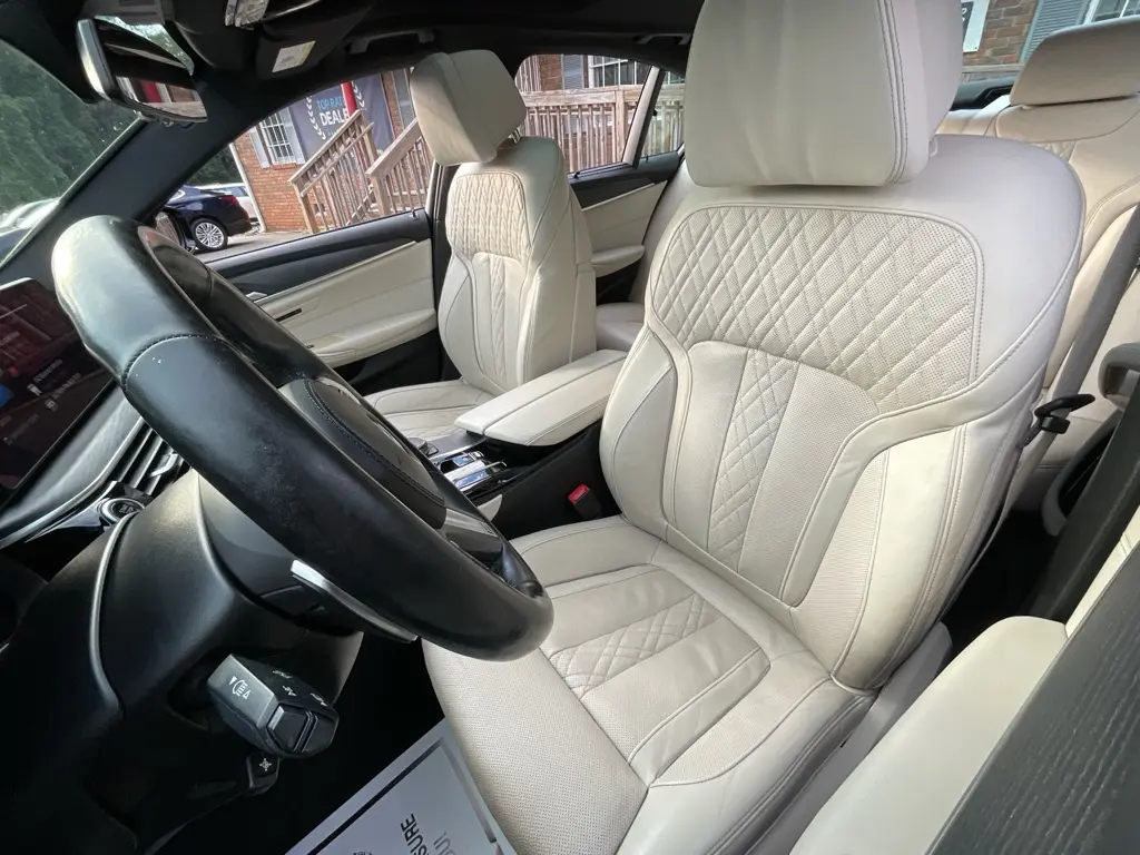 2022 BMW 530i - $24,985
