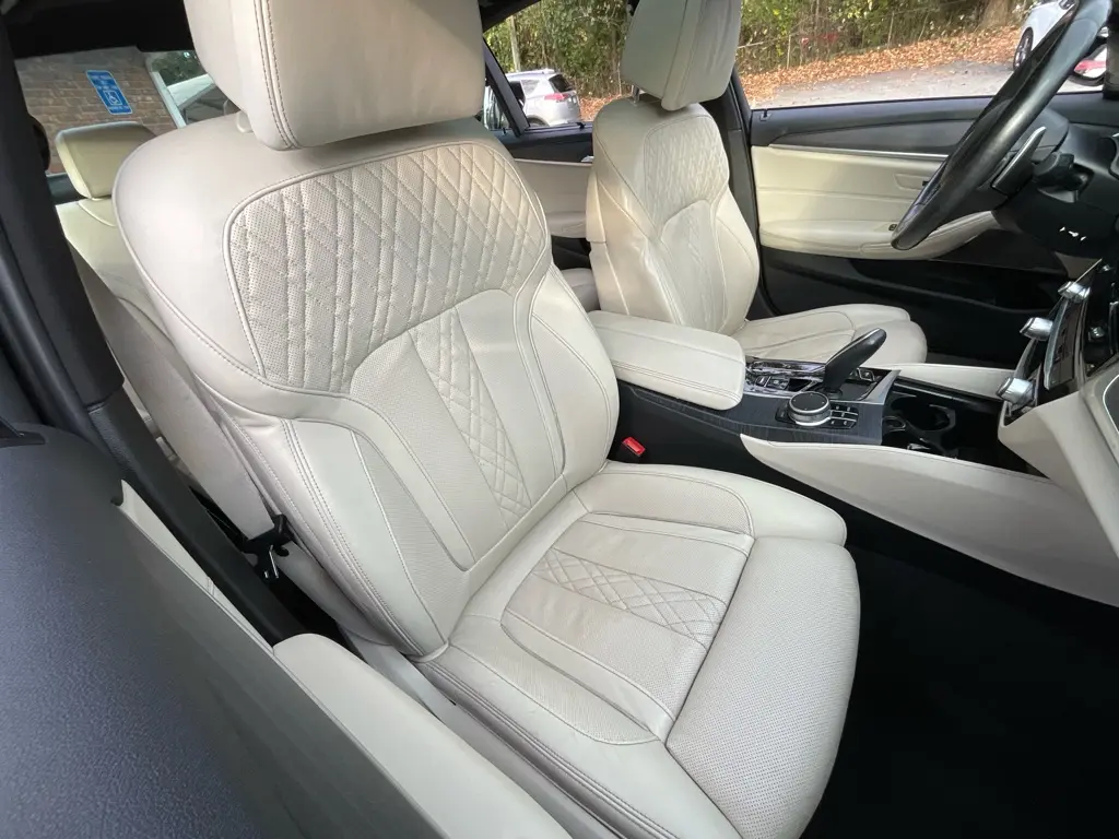 2022 BMW 530i - $24,985