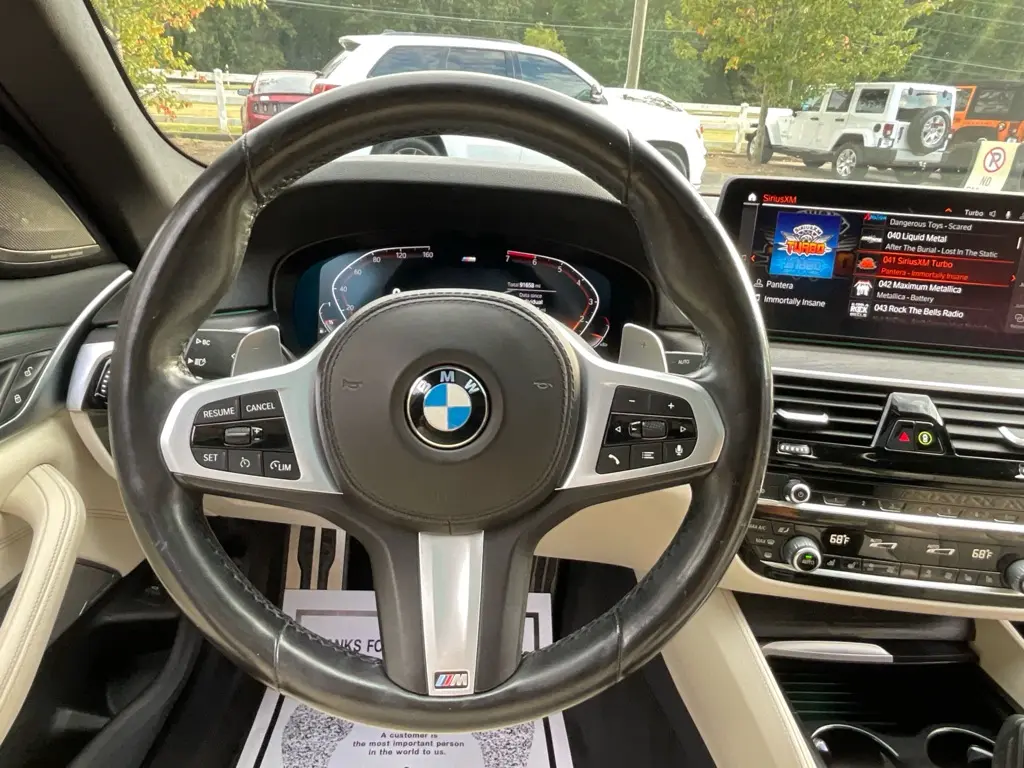 2022 BMW 530i - $24,985