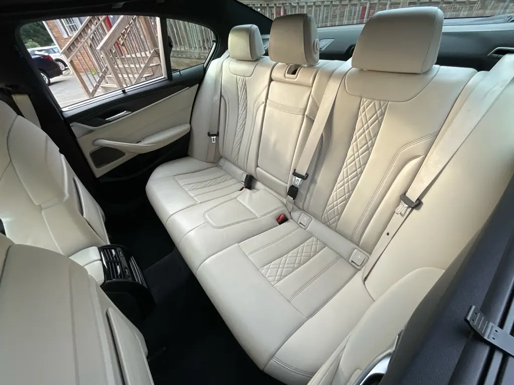 2022 BMW 530i - $24,985
