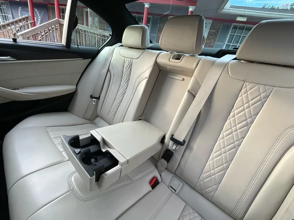 2022 BMW 530i - $24,985